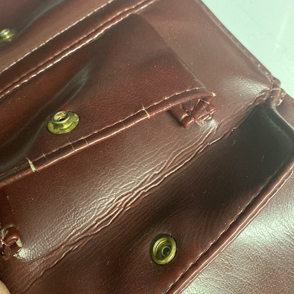 FS ORIGINAL Accordian Leather Bifold Snap Wallet - Picture 16 of 17